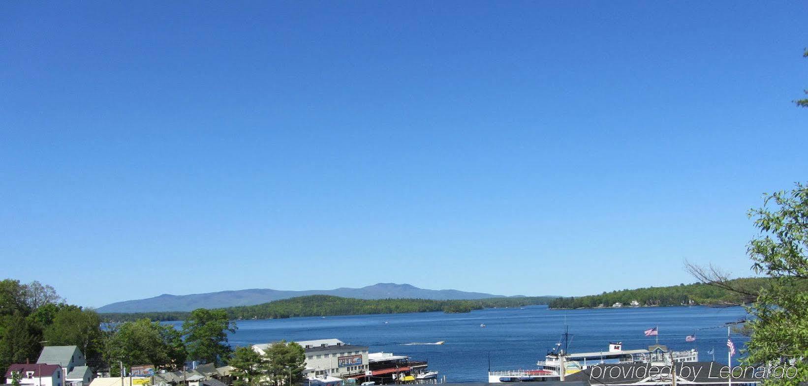 Half Moon Motel & Cottages Уиърс Бийч Екстериор снимка